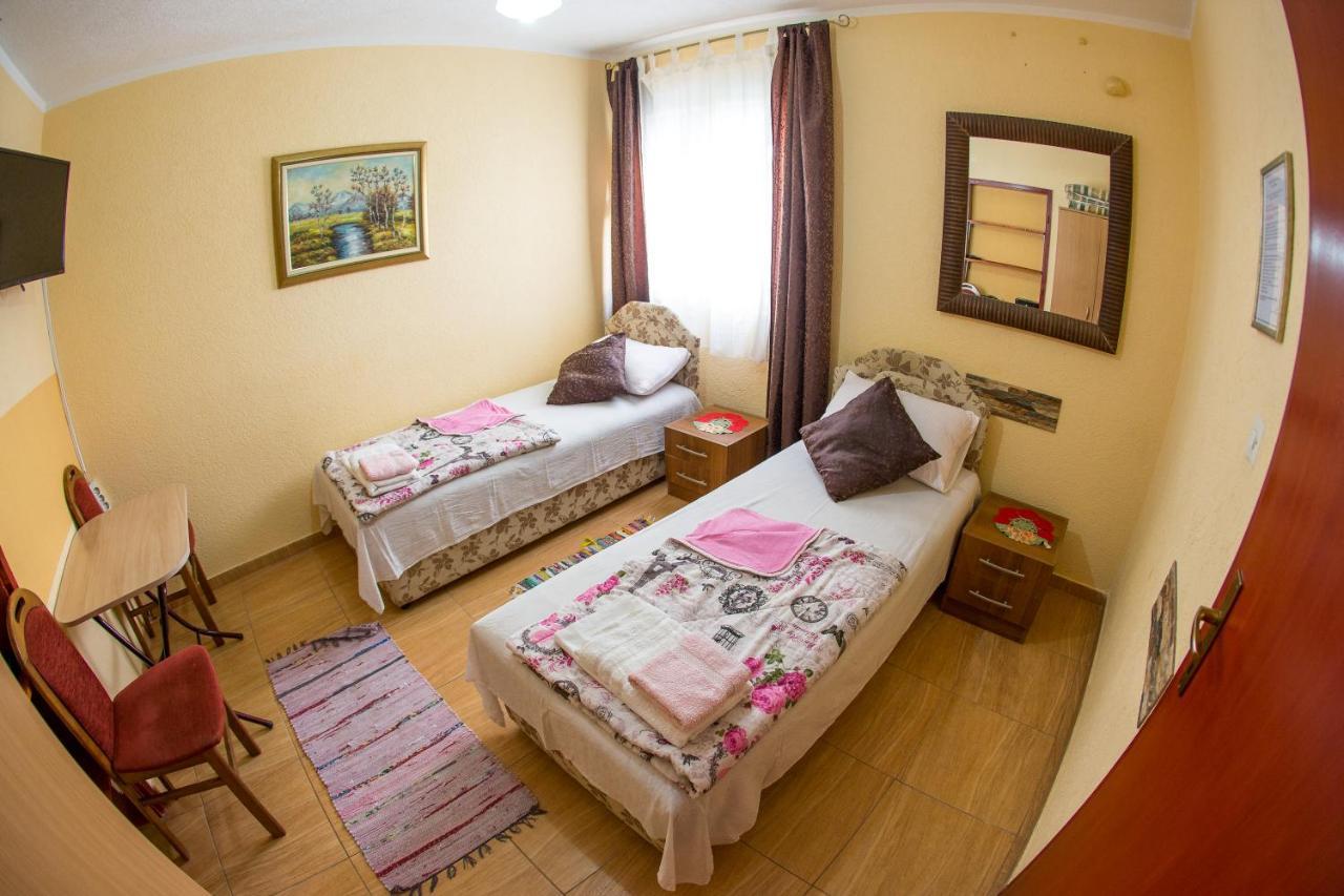 Predrag Guest house *
